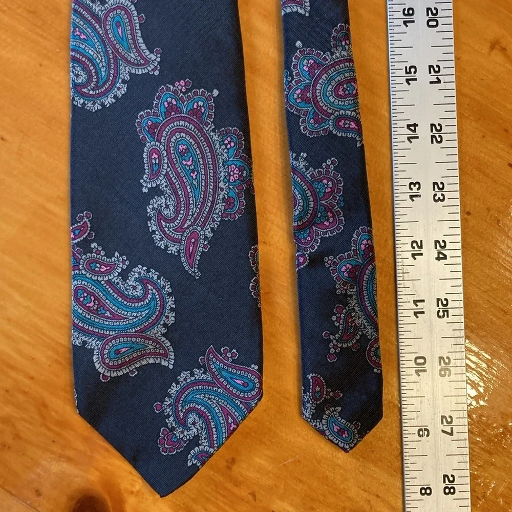 Robert Talbott‎ for Bachrachs Silk Paisley Tie Hand Printed Italy Made in USA